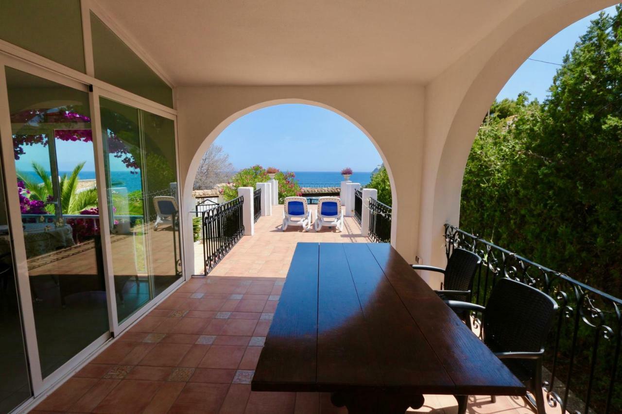 Calalga Сasa Frente A La Playa Con Piscina Privada Villa Calpe Eksteriør billede